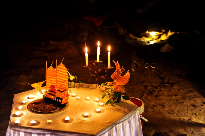 Princess Junk in Halong Bay, Vietnam - Dinner for two