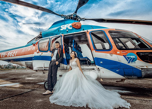Wedding Photography and Honeymoon Tour with Helicopter
