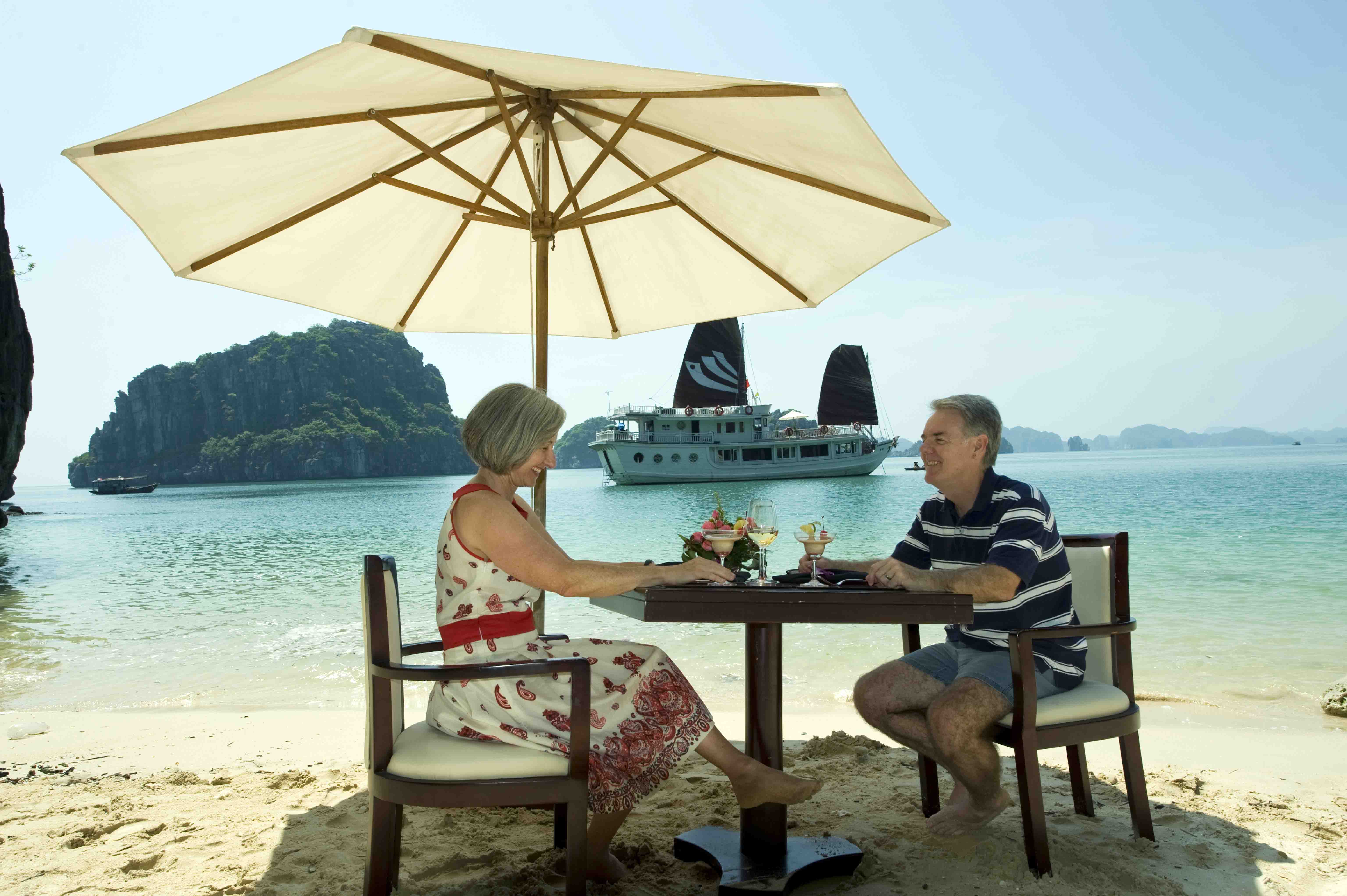 Lunch on the beach for honeymooners in Halong Bay