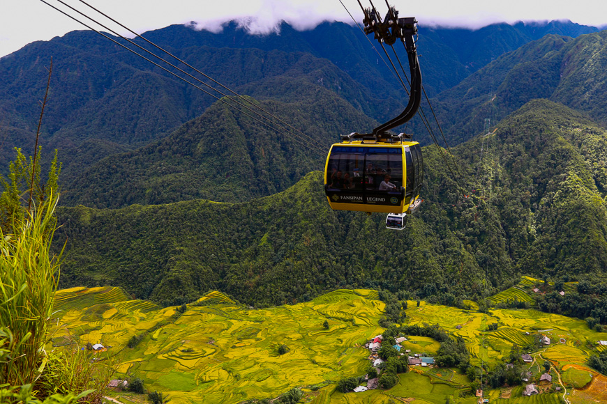 Cable car to Fansipan Mountain in Sapa
