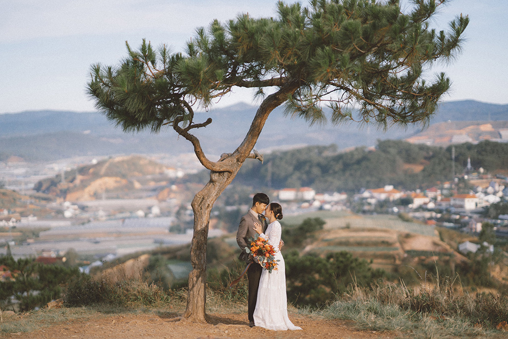 Pre-wedding photograph at Da Lat City